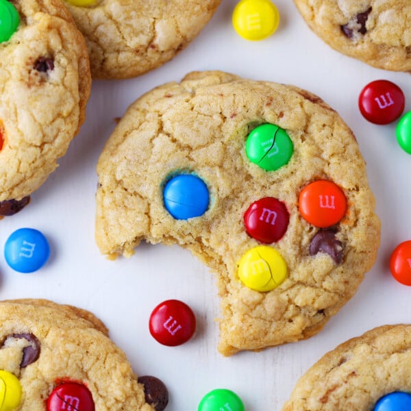 Chewy Chocolate Chip M&M Cookies {VIDEO} - Mom Loves Baking