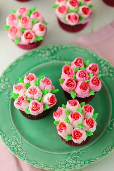 Rose Cupcakes with Russian Pastry Tips - Mom Loves Baking