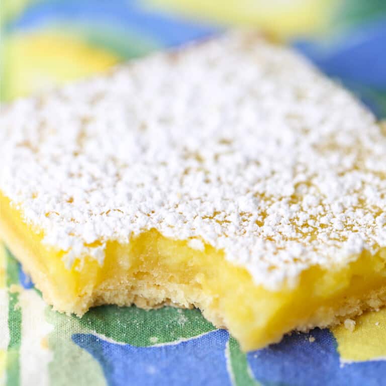 Classic Lemon Bars - Mom Loves Baking