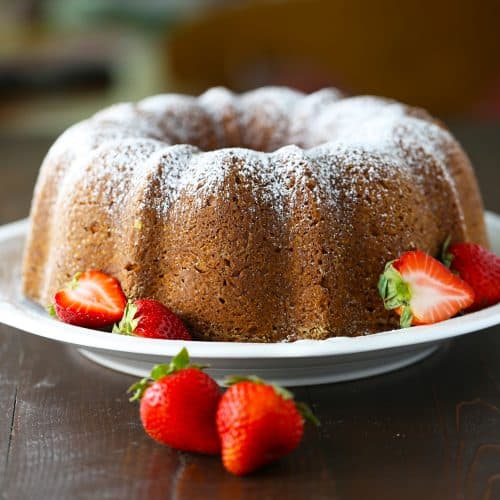 Cream Cheese Pound Cake - Mom Loves Baking