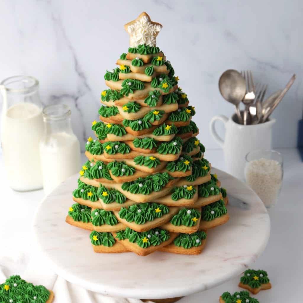 How to Make a Christmas Cookie Tree - Mom Loves Baking