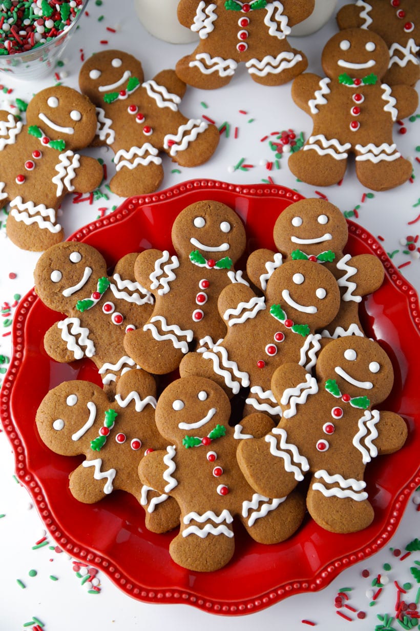 Soft & Chewy Gingerbread Men Cookies - Mom Loves Baking