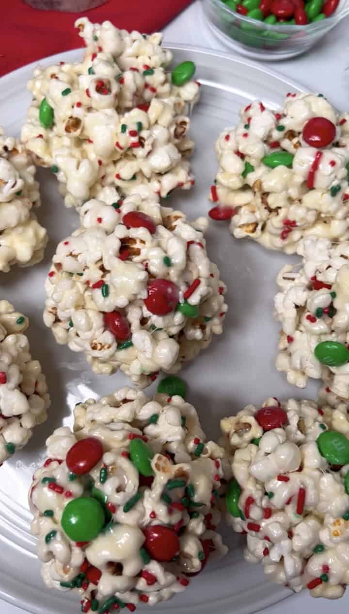 Christmas Popcorn Balls Recipe - Mom Loves Baking