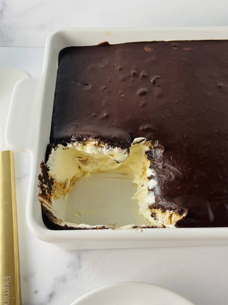 Easy No-Bake Chocolate Eclair Cake Recipe - Mom Loves Baking