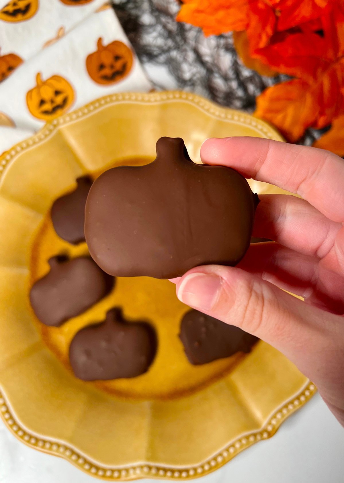 Copycat reese pumpkins for halloween.